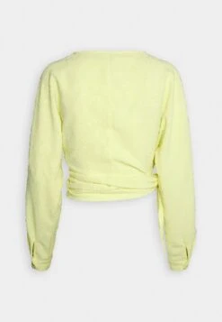 Vmdagmar Oslo Wrap - Blouse - Charlock -Vero Moda 010900ae7e164f70a9c740e48b3ca6d5