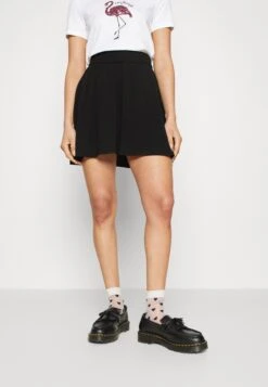 Vero Moda Tall Vmsimply Easy Skater - A-Line Skirt