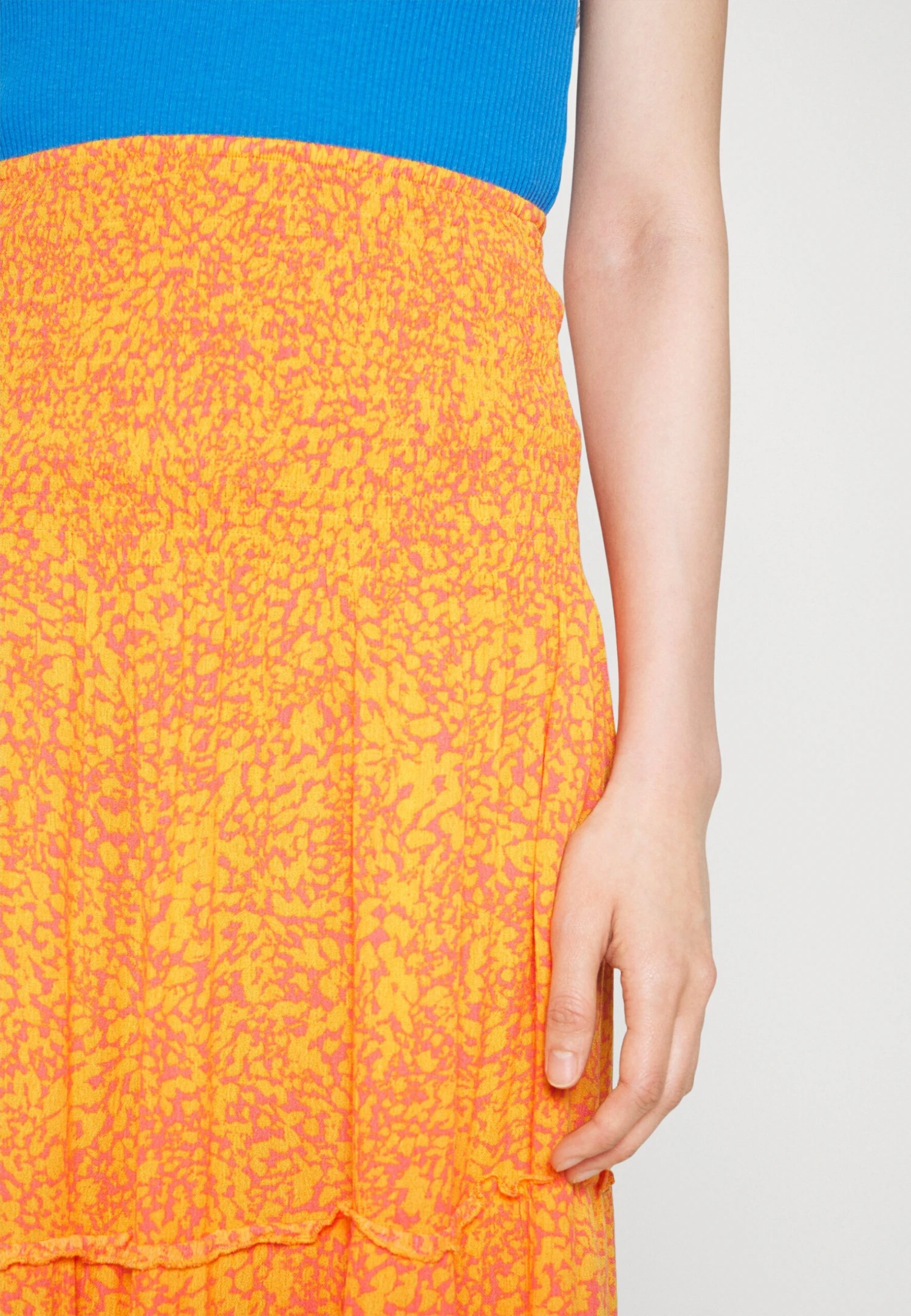 Vero Moda Petite Vmjenny Smock Calf Skirt - A-Line Skirt - Georgia Peach Melin 7 Vero Moda Petite Vmjenny Smock Calf Skirt - A-Line Skirt - Georgia Peach Melin - Image 5