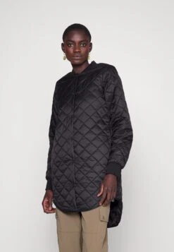 Vero Moda Tall Vmhayle Jacket - Short Coat