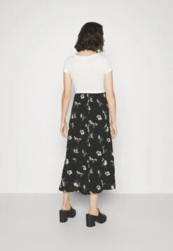 Vmmeasy Maxi Skirt - A-Line Skirt -Vero Moda 05d5dae3939b4871b86ecb6b5e68ad06