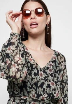 Vero Moda Vmlia Dress - Day Dress -Vero Moda 0696cc35e41a463c86bc6d1f47a92d72