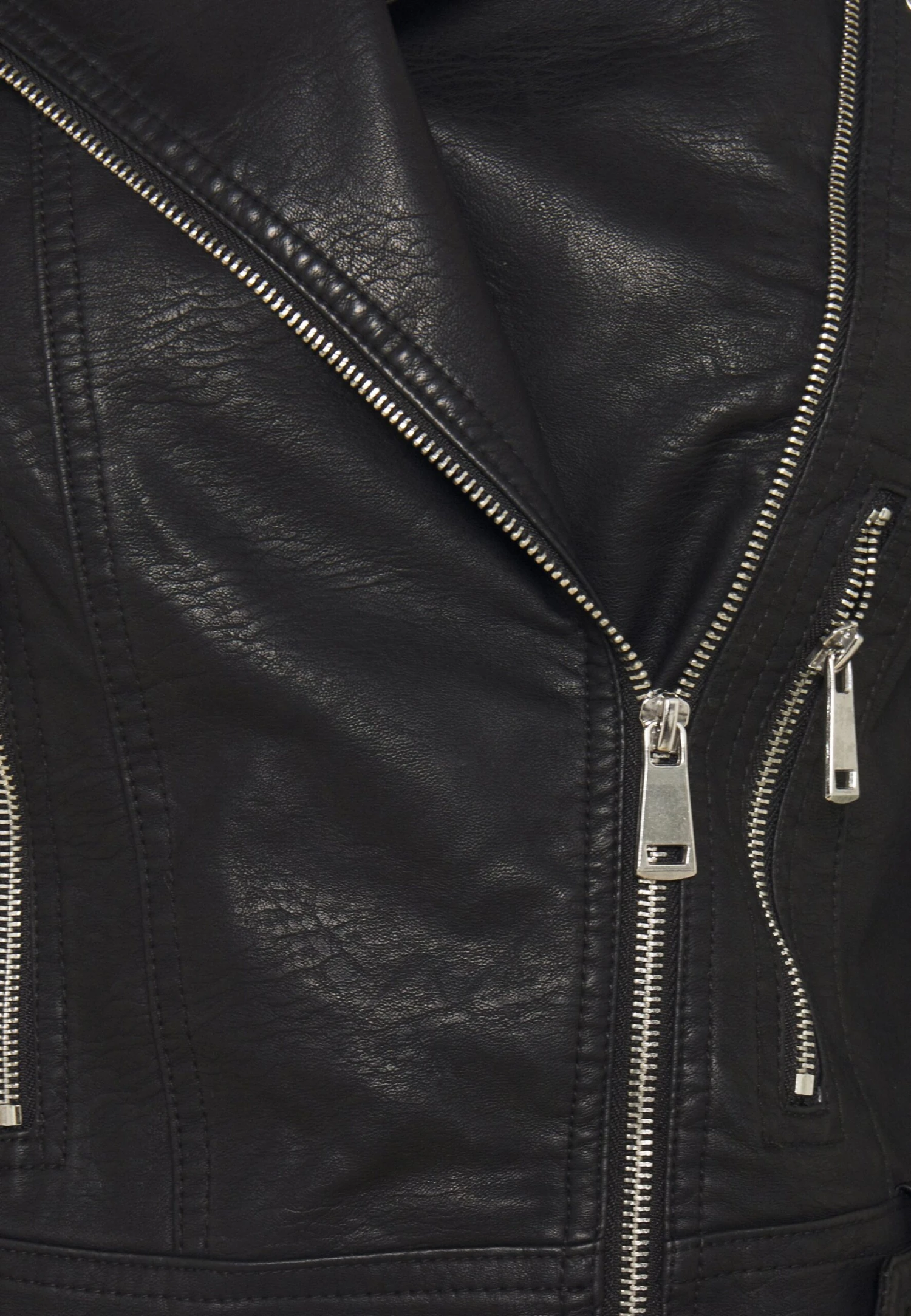 Vero Moda Petite Vmkerriultra Short Jacket - Faux Leather Jacket - Black 7 Vero Moda Petite Vmkerriultra Short Jacket - Faux Leather Jacket - Black - Image 5