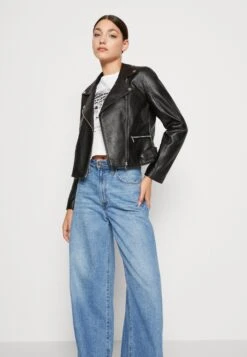 Vero Moda Vmnicole Short Coated Jacket - Faux Leather Jacket - Black -Vero Moda 0b5466f229d84d6d82aa5f0215cb5249