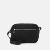 Vero Moda Vmanny Cross Over - Across Body Bag - Black -Vero Moda 0d32b0a64f344914bc86b91b61388a5b