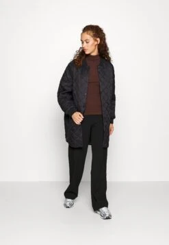 Vero Moda Tall Vmhayle 3/4 Jacket - Short Coat - Black -Vero Moda 0f26634e383f4cb58dc910d82f818f8c