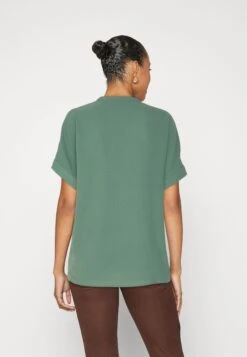 Vero Moda Vminge Top- Blouse - Green -Vero Moda 126e8a58c04541c4ba301f697f1fbaac
