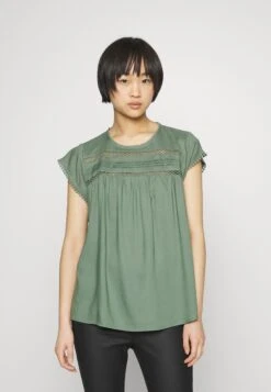 Vero Moda Petite Vmdebbie Pleat - Blouse - Laurel Wreath