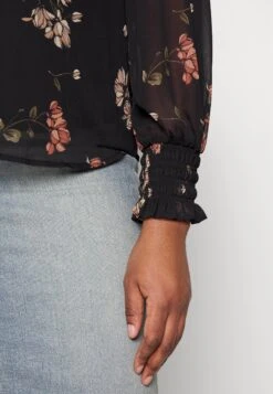 Vero Moda Curve Vmsmilla - Blouse - Black/Sallie -Vero Moda 166c82d45ccd477b805a0b7dfcace4e3