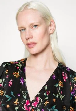 Vero Moda Tall Vmkleo V Neck Wrap - Blouse - Black -Vero Moda 170ec7edaa814c0a9e4cf9922764638d