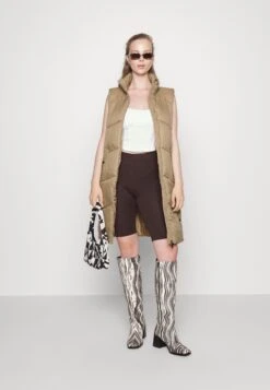 Vero Moda Uppsala Noos - Waistcoat -Vero Moda 1738605e556242dfa2a3eb4bae7bc01f