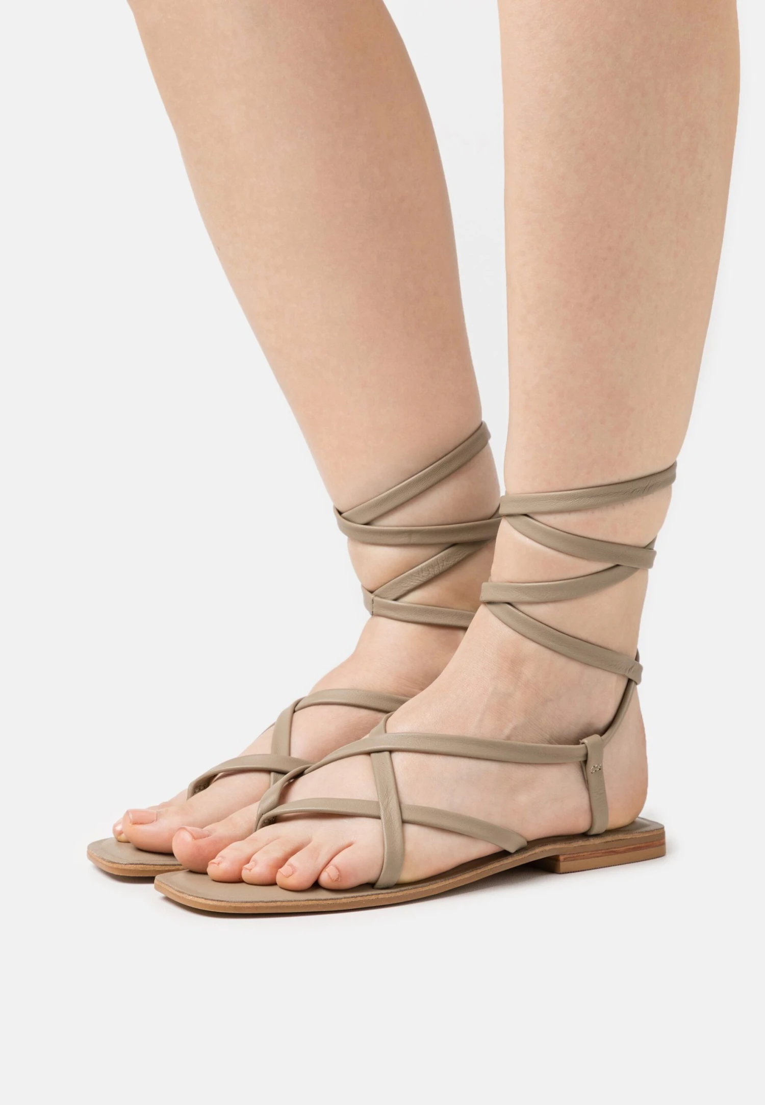 Vero Moda Vmstrap- T-Bar Sandals - Brown 3 Vero Moda Vmstrap- T-Bar Sandals - Brown