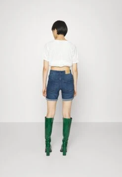 Vero Moda Petite Vmsophia Button - Shorts - Dark Blue Denim -Vero Moda 1b66b4a838de4622be7e93bcbdc439dc