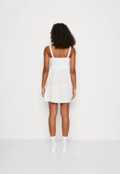 Vero Moda Vmmilan Short Dress - Shirt Dress - Snow White 10 Vero Moda Vmmilan Short Dress - Shirt Dress - Snow White -Vero Moda 1bdff7e1833a4275bd2dca3dcdbf4aec