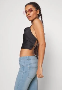 Vero Moda Petite Vmalia Shape- Jeans Skinny Fit - Light Blue Denim -Vero Moda 1d405f3719a14a9199e3251036988a8a