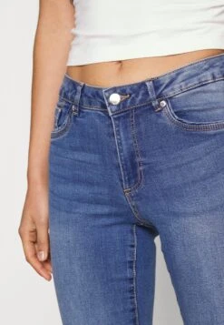 Vero Moda Vmalia Shape - Jeans Skinny Fit - Medium Blue Denim -Vero Moda 1f208a38687148d6b5050af0bcaa7958