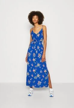Vero Moda Vmeasy Slit Dress - Maxi Dress - Surf The Web