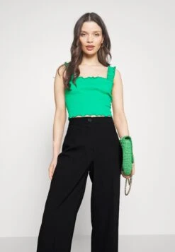 Vero Moda Petite Vmsasie Wide Pant Noos - Trousers -Vero Moda 26afd1b5e5aa4e389d51839c919197e7