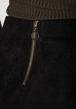 Vero Moda Donnadina- Pencil Skirt - Black 11 Vero Moda Donnadina- Pencil Skirt - Black -Vero Moda 26e4616074cf4a90815bddeef4e2bc75