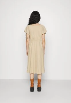 Vero Moda Petite Vmmymilo Calf Dress - Day Dress - Irish Cream -Vero Moda 2851bd5b149442bead376bef131310c3