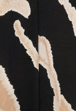 Vero Moda Vmmarisol V Neck - Blouse - Black Pumice/Stone Manil -Vero Moda 29fd5a64160741bebe2fa58d5c46a678