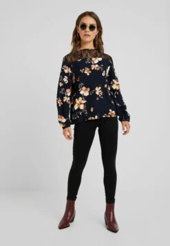 Vero Moda Petite Vmsophia Soft - Jeans Skinny Fit - Black -Vero Moda 2bf81f92cabe4c3db4249f0b269d90f6