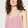 Vero Moda Tall Vmfilli Singlet - Top - Nostalgia Rose 1 Vero Moda Tall Vmfilli Singlet - Top - Nostalgia Rose -Vero Moda 2f9d86655c4a4dc2bae2474f09e2215f