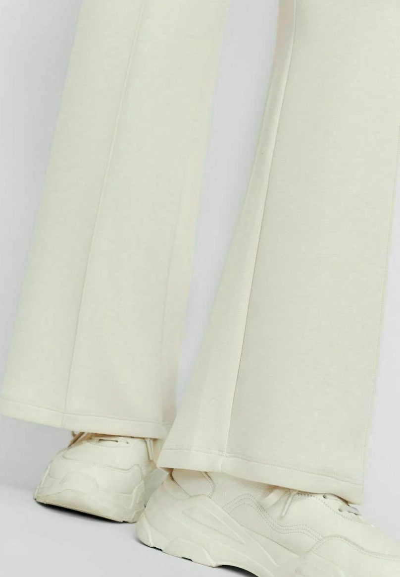 Vero Moda Trousers - Moonbeam 8 Vero Moda Trousers - Moonbeam - Image 6