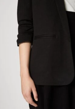 Vero Moda Vmharukimai 3/4 Classic - Short Coat -Vero Moda 345af695b7e145be8a4fd4cd87fb5aa6