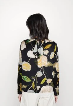 Vero Moda Vmrenee Noa Tie - Blouse - Black/Renee 10 Vero Moda Vmrenee Noa Tie - Blouse - Black/Renee -Vero Moda 36a2ebf80f4342d282128ac78bdade71