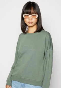 Vero Moda Vmoctavia Ls Jrs Noos - Sweatshirt - Light Green -Vero Moda 36c5fef8434c40faa48e6a5a27ea0313