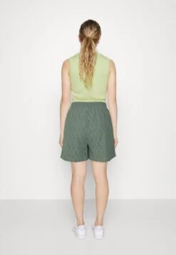 Vero Moda Vmulrikke Broderie Anglais - Shorts -Vero Moda 38a71f4aa3644cf7953b31036af9f1dd