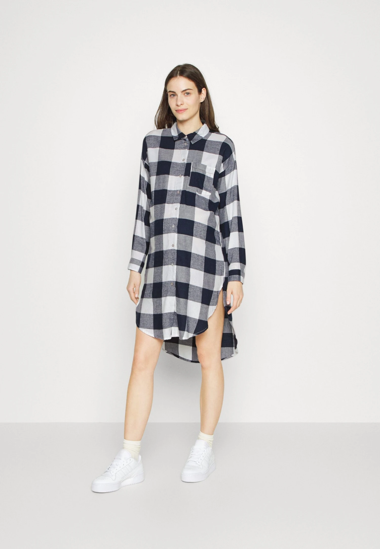 Vmmkelly Oversize Shirt - Blouse - Navy/White 3 Vmmkelly Oversize Shirt - Blouse - Navy/White