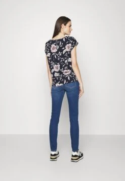 Vmmzia Bumpband - Slim Fit Jeans - Medium Blue Denim -Vero Moda 3d3658b13df14c4fb92bb81a4800b570