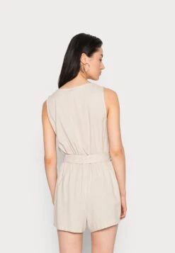 Vero Moda Vmjesmilo Playsuit - Jumpsuit - Silver -Vero Moda 3ed1ec06ce22403094c28632229ef56d