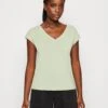Vero Moda Vmfilli Ss V-Neck Ga Noos - Basic T-Shirt - Reseda -Vero Moda 41edfeaf67574c6d90d3fbb0e01183f1