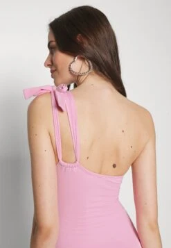 Vero Moda Vmlyla Swimsuit - Swimsuit - Jade Cream -Vero Moda 422a84ce0a874a5983d15bd167e67a54