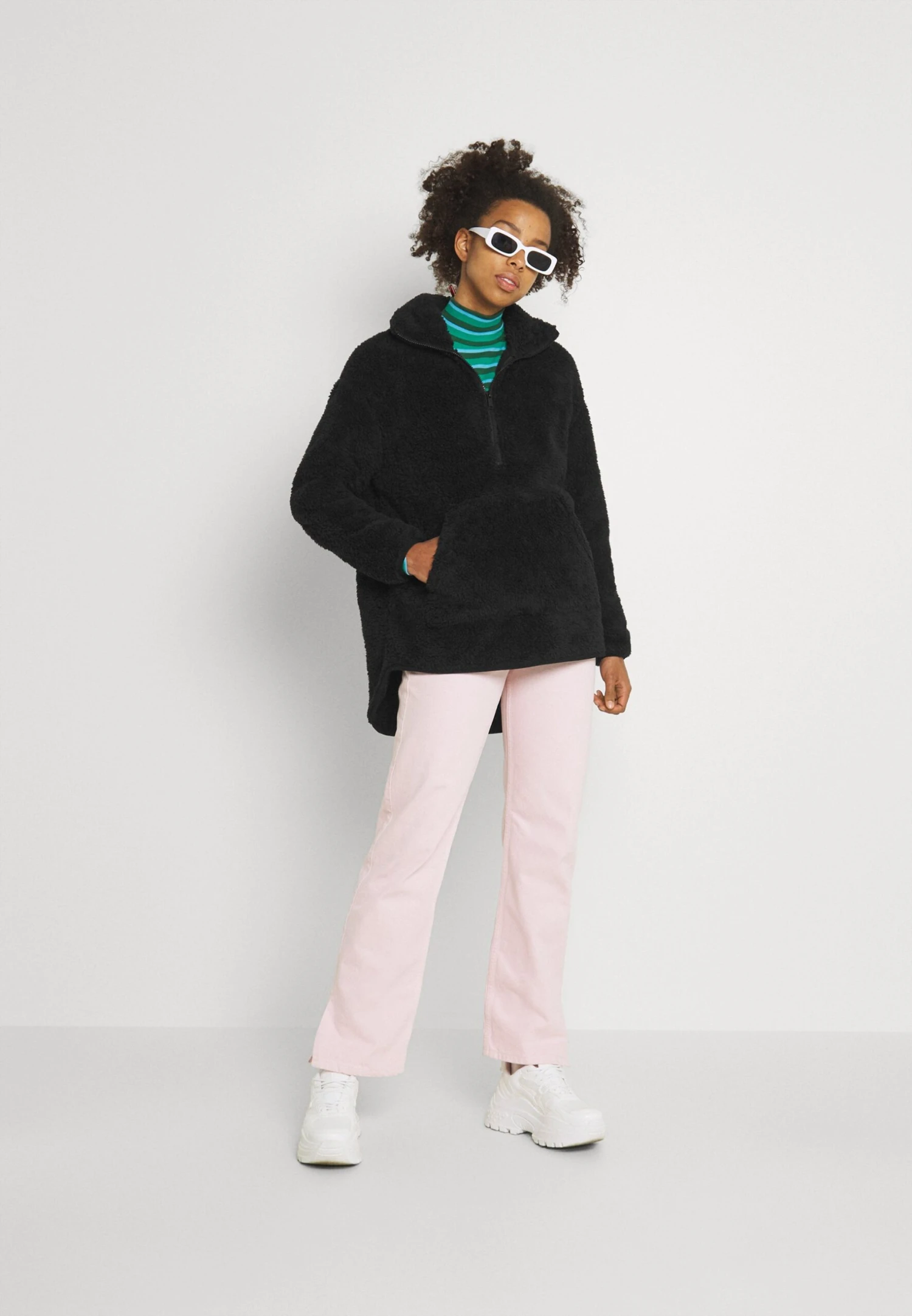 Vero Moda Vmfilly - Fleece Jumper - Black 4 Vero Moda Vmfilly - Fleece Jumper - Black - Image 2