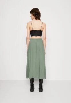 Vero Moda Vmsimply Easy Skirt - A-Line Skirt - Laurel Wreath -Vero Moda 42ccc05afcab4270a942b82bb35c6690