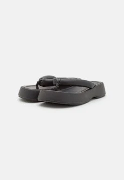 Vero Moda Neta - T-Bar Sandals - Black -Vero Moda 462643acaf1e447cbd1a1627a94a4d9d