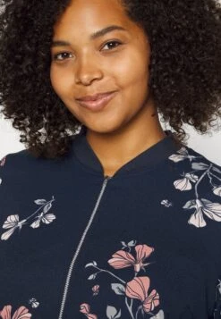 Vero Moda Curve Vmhallie- Bomber Jacket - Night Sky -Vero Moda 4a273e1c47914ca697473ad2a1d12a0a