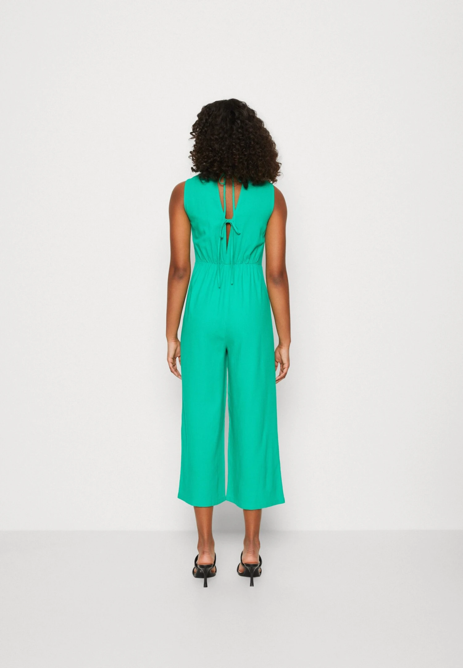 Vero Moda Vmmymilo- Jumpsuit - Bright Green 5 Vero Moda Vmmymilo- Jumpsuit - Bright Green - Image 3