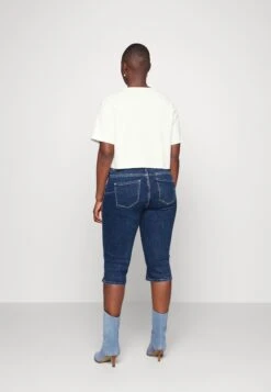 Vero Moda Curve Vmruna Seven Knickers - Denim Shorts - Medium Blue Denim -Vero Moda 4c75563d485a48998e8e20fd68d59e72