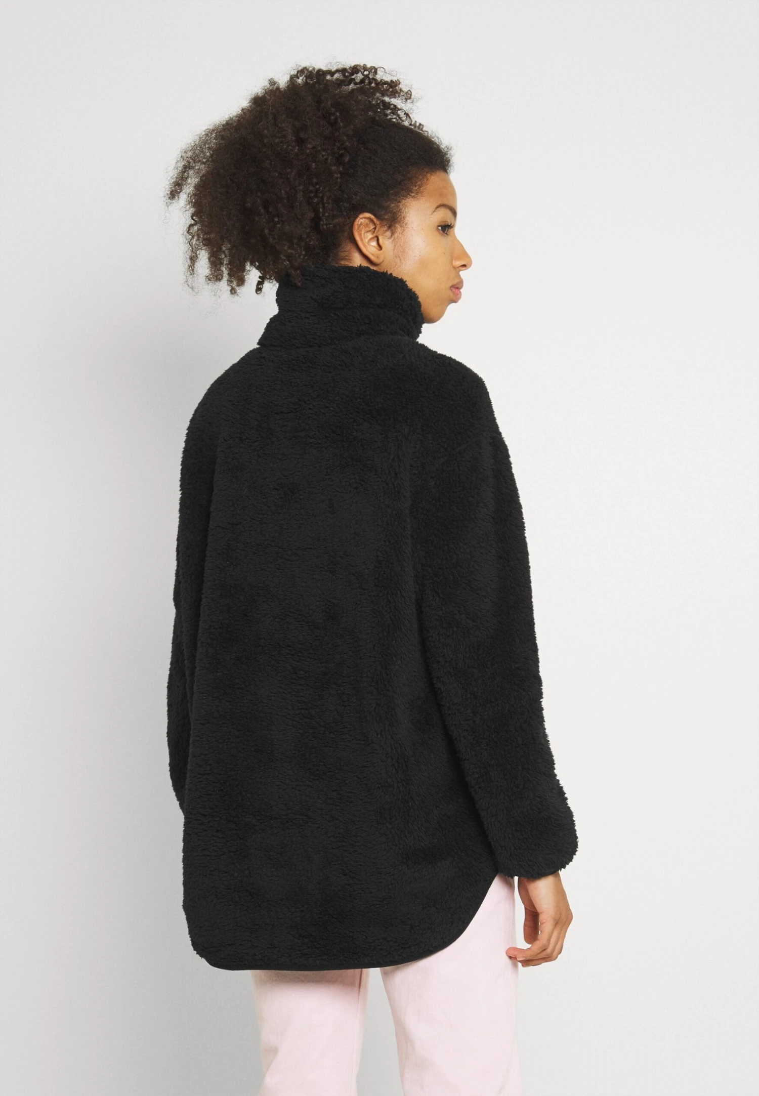 Vero Moda Vmfilly - Fleece Jumper - Black 5 Vero Moda Vmfilly - Fleece Jumper - Black - Image 3