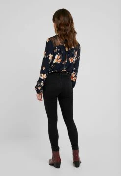 Vero Moda Petite Vmsophia Soft - Jeans Skinny Fit - Black -Vero Moda 5146918e27da43d991bd1710a8129898
