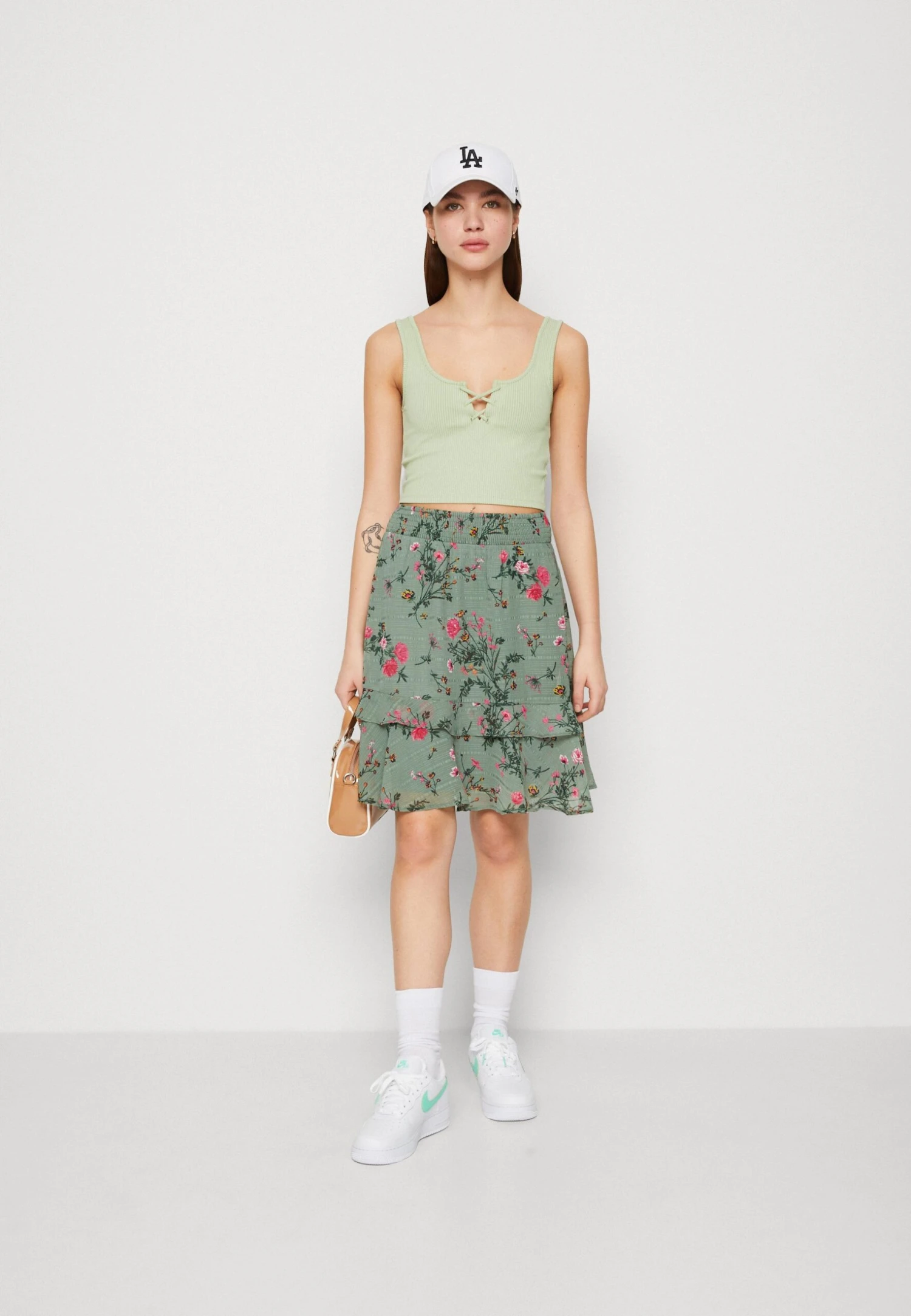 Vero Moda Vmrosa Smock Skirt - A-Line Skirt 4 Vero Moda Vmrosa Smock Skirt - A-Line Skirt - Image 2