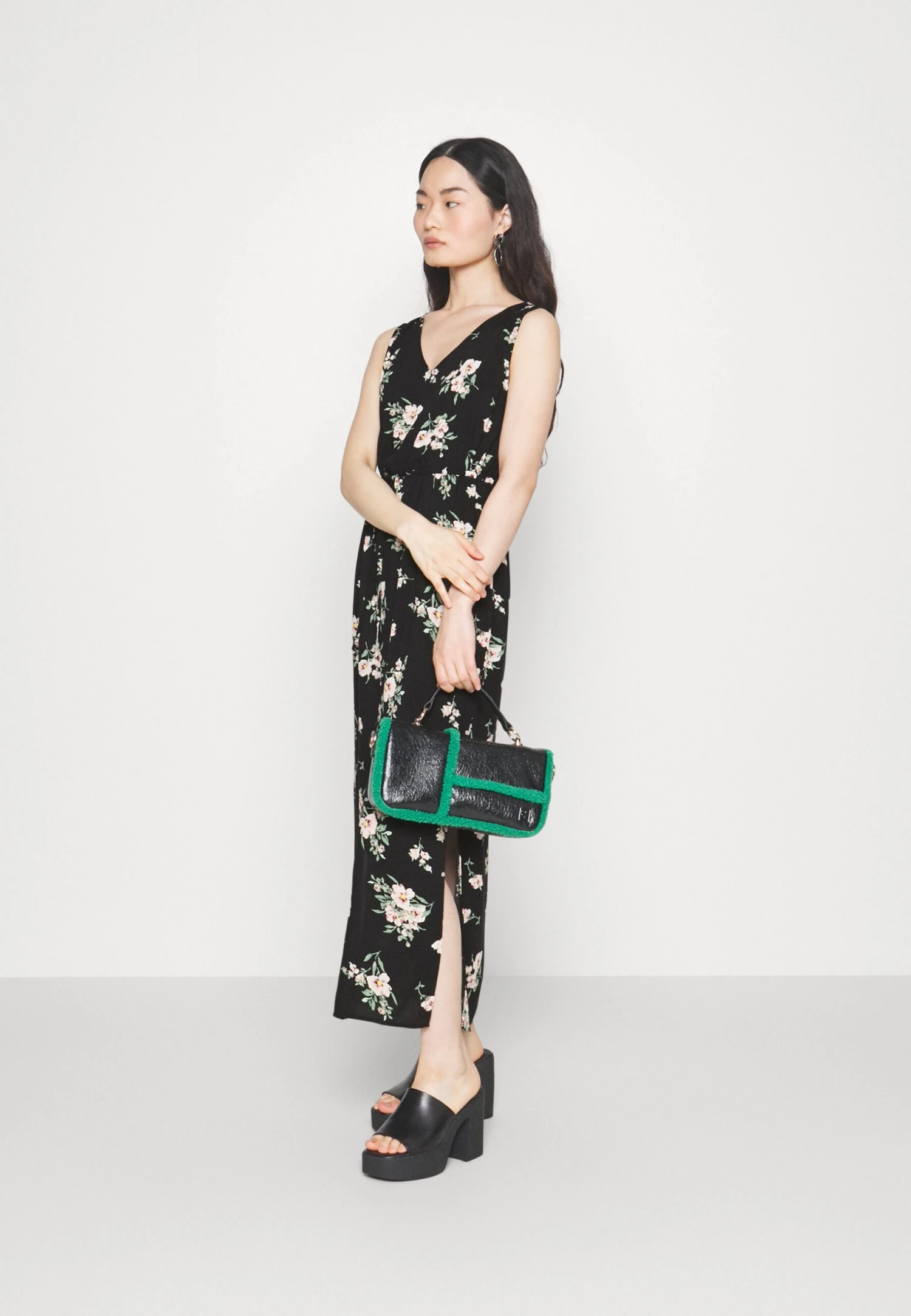 Vero Moda Petite Vmeasy Tank Dress - Maxi Dress 4 Vero Moda Petite Vmeasy Tank Dress - Maxi Dress - Image 2