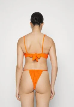 Vero Moda VmmeeraSet - Bikini - Scarlet Ibis 11 Vero Moda VmmeeraSet - Bikini - Scarlet Ibis -Vero Moda 585d08b5b12a47dfaacfe8b766996040