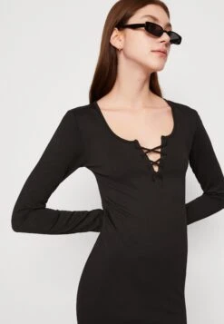 Vero Moda Vmriva Short Dress - Jersey Dress -Vero Moda 5970b1ff915647a48c7656df6b4fd970