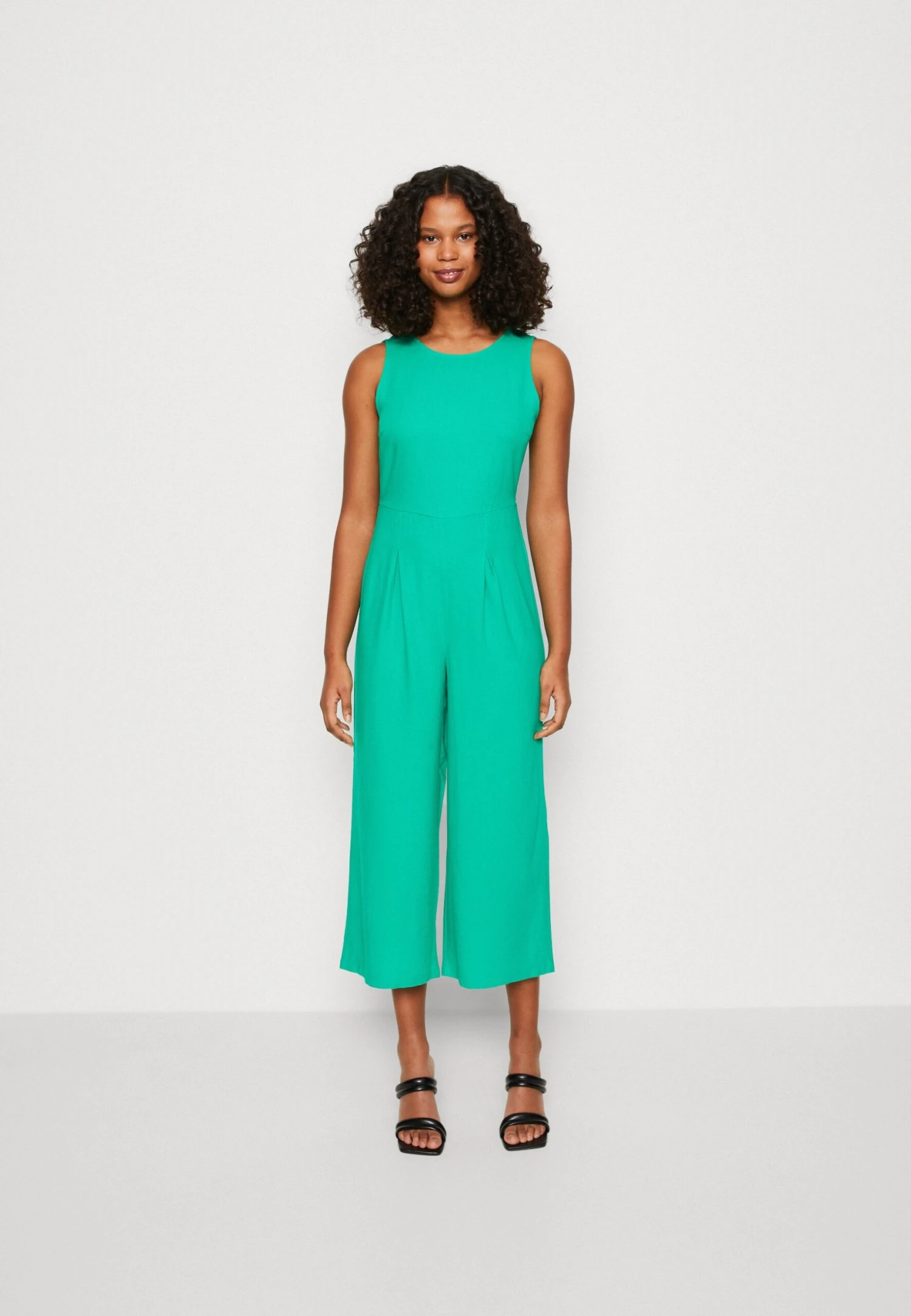 Vero Moda Vmmymilo- Jumpsuit - Bright Green 3 Vero Moda Vmmymilo- Jumpsuit - Bright Green
